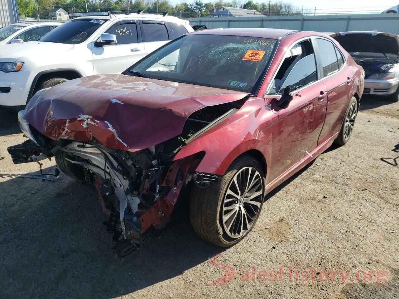 4T1B11HKXJU533884 2018 TOYOTA CAMRY