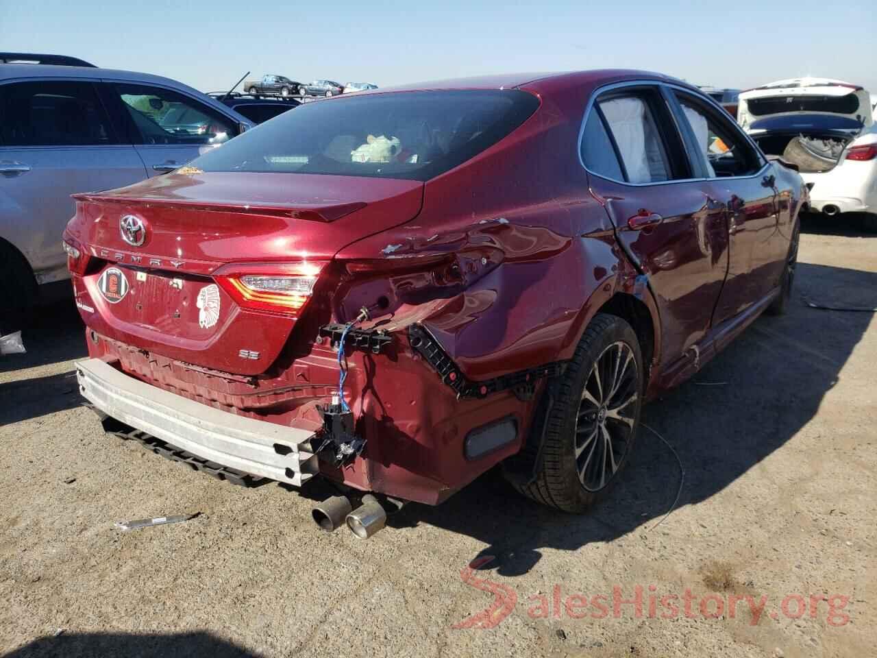 4T1B11HKXJU533884 2018 TOYOTA CAMRY