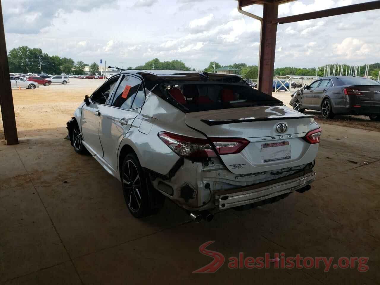 4T1BZ1HK8JU011196 2018 TOYOTA CAMRY