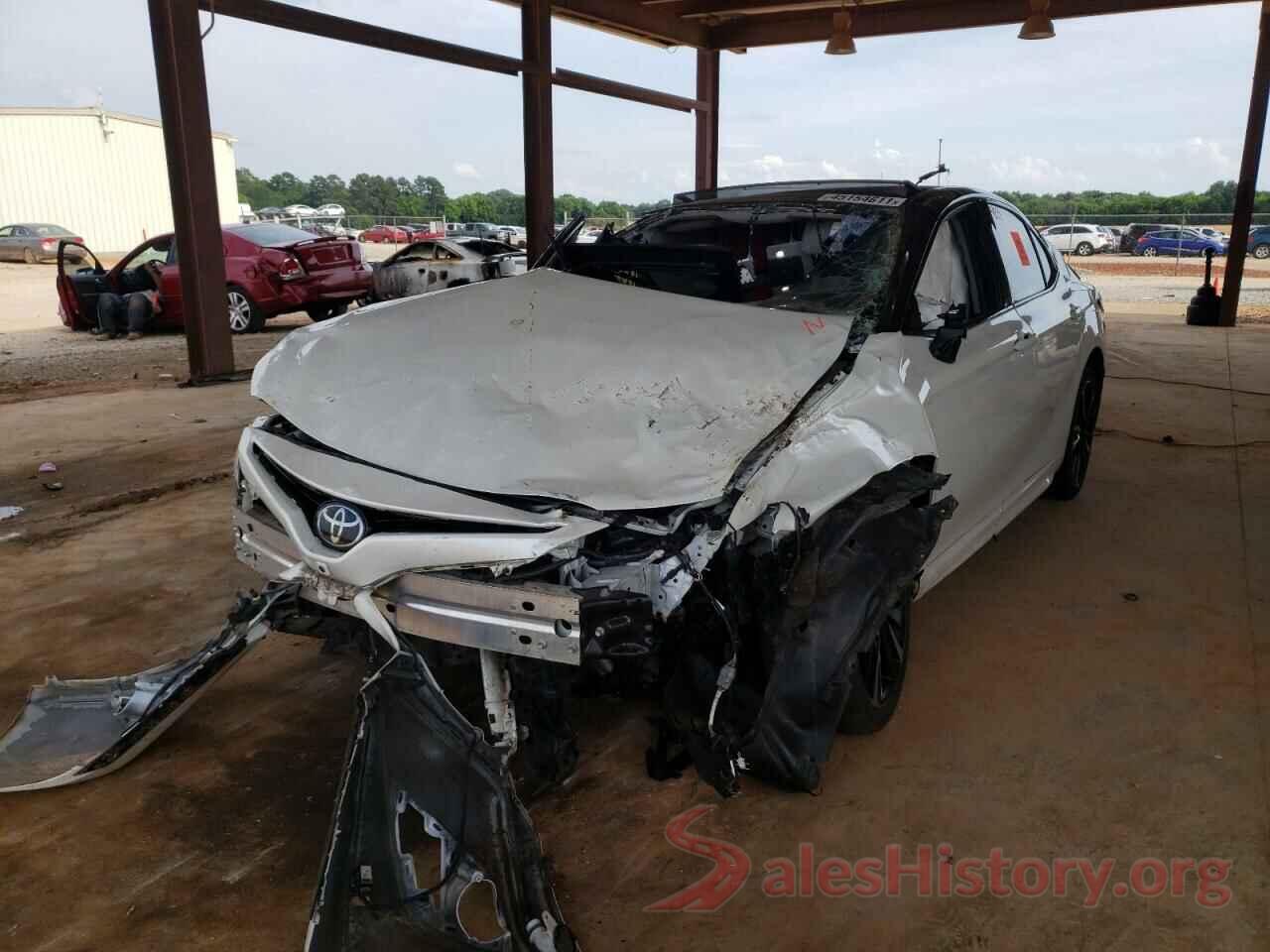 4T1BZ1HK8JU011196 2018 TOYOTA CAMRY