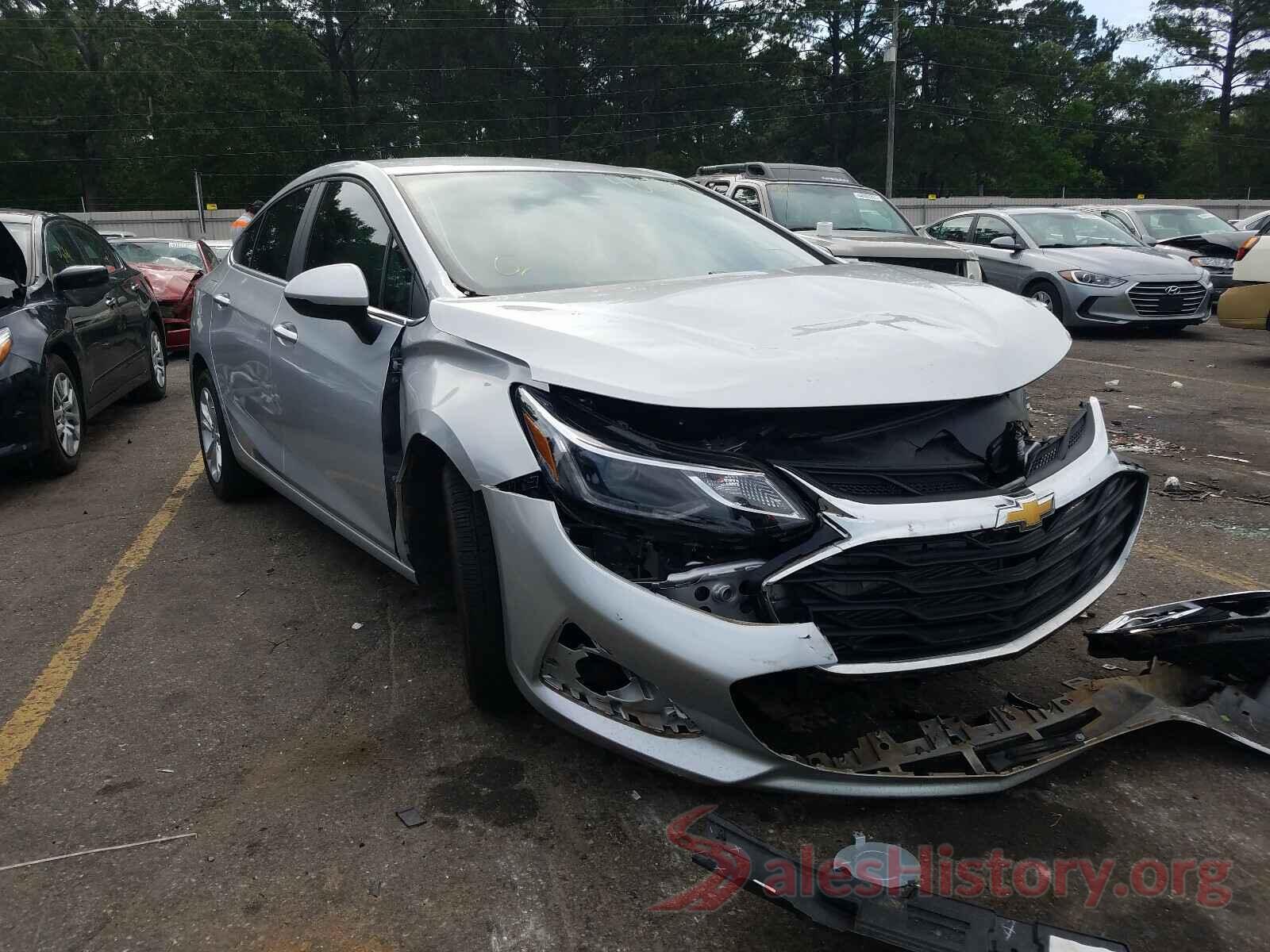 1G1BE5SM9K7129896 2019 CHEVROLET CRUZE