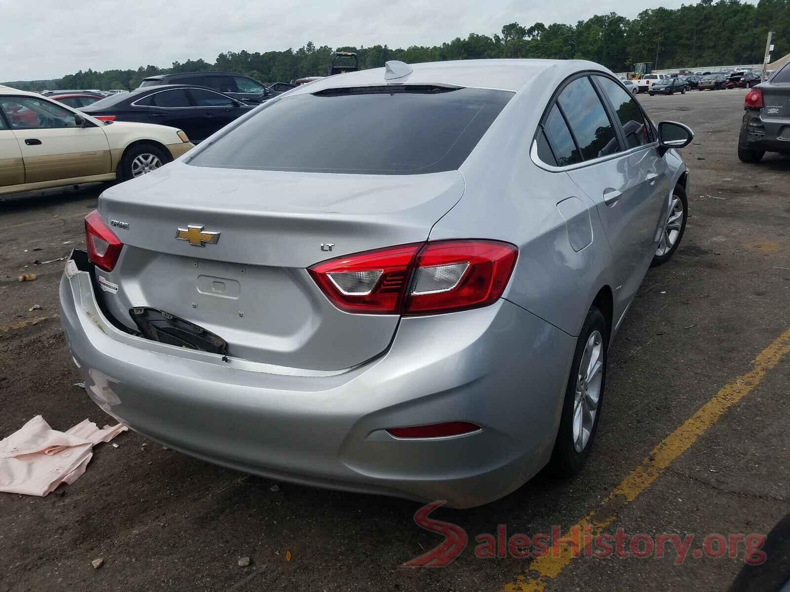 1G1BE5SM9K7129896 2019 CHEVROLET CRUZE