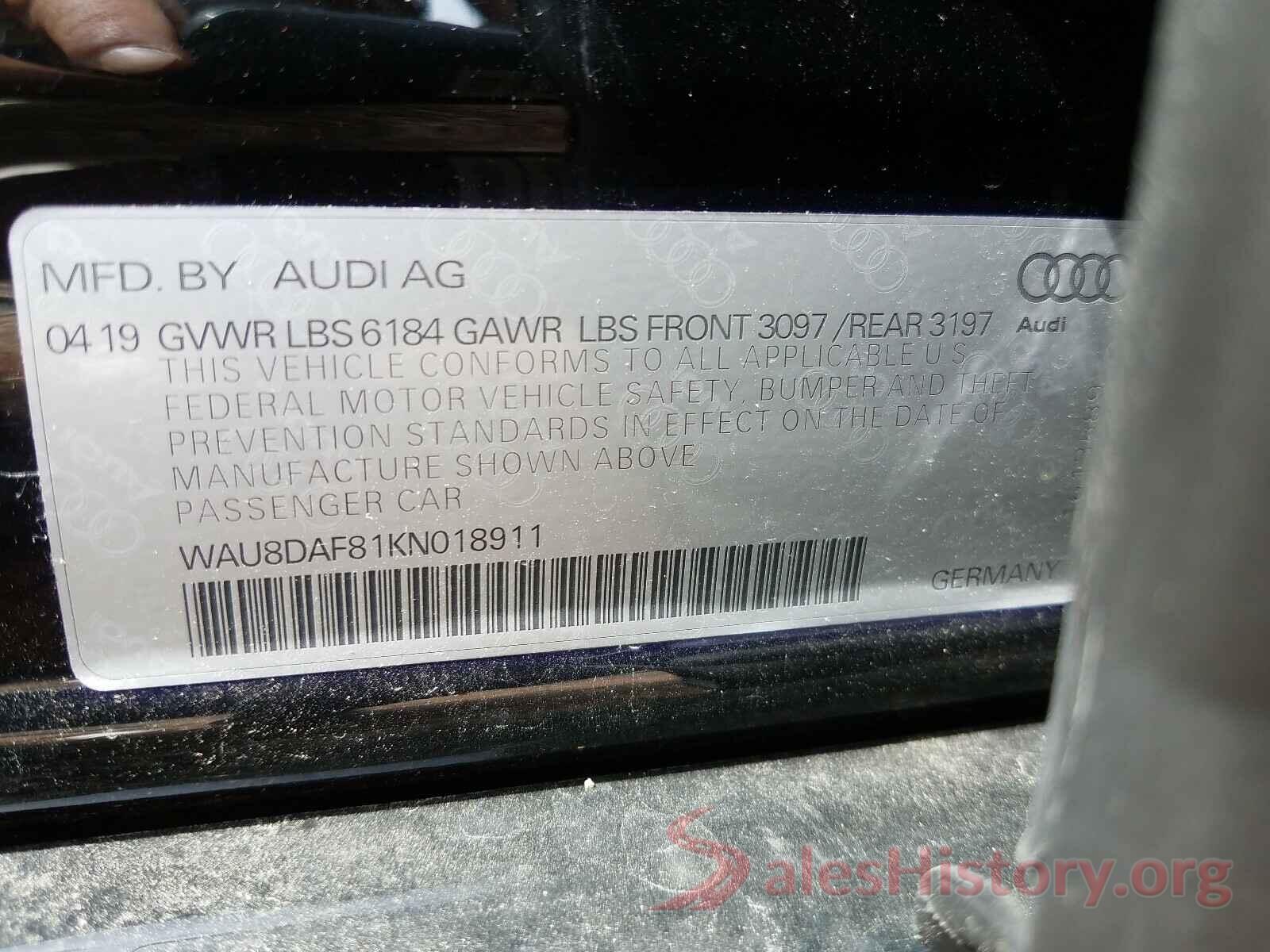 WAU8DAF81KN018911 2019 AUDI A8