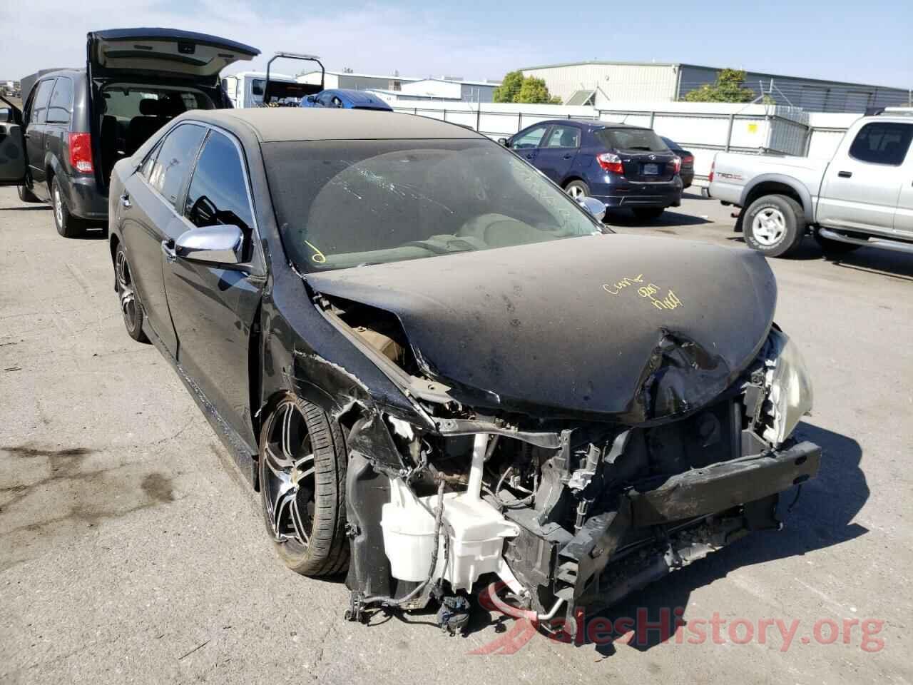 4T1BF1FKXEU758784 2014 TOYOTA CAMRY