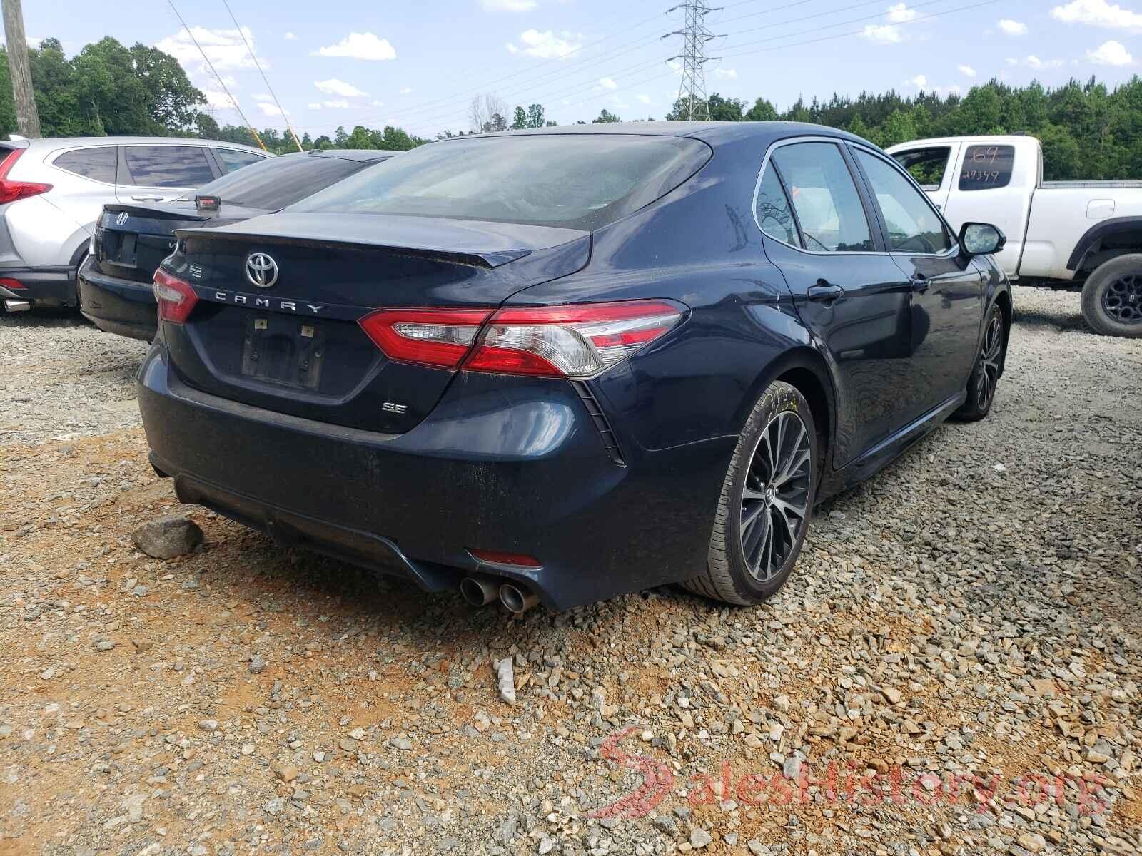 4T1B11HK4JU633169 2018 TOYOTA CAMRY