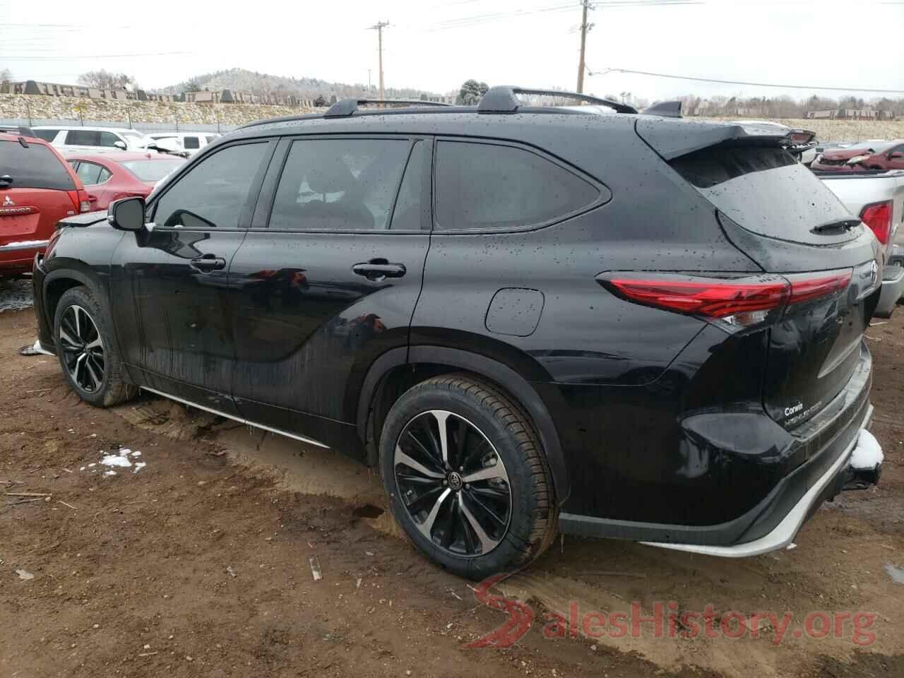 5TDJZRBHXNS180559 2022 TOYOTA HIGHLANDER