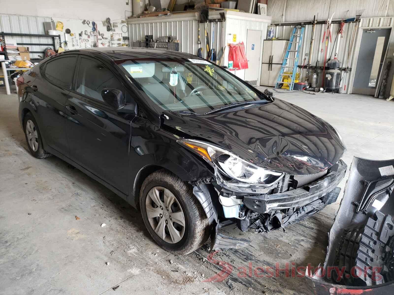 5NPDH4AE9GH781822 2016 HYUNDAI ELANTRA