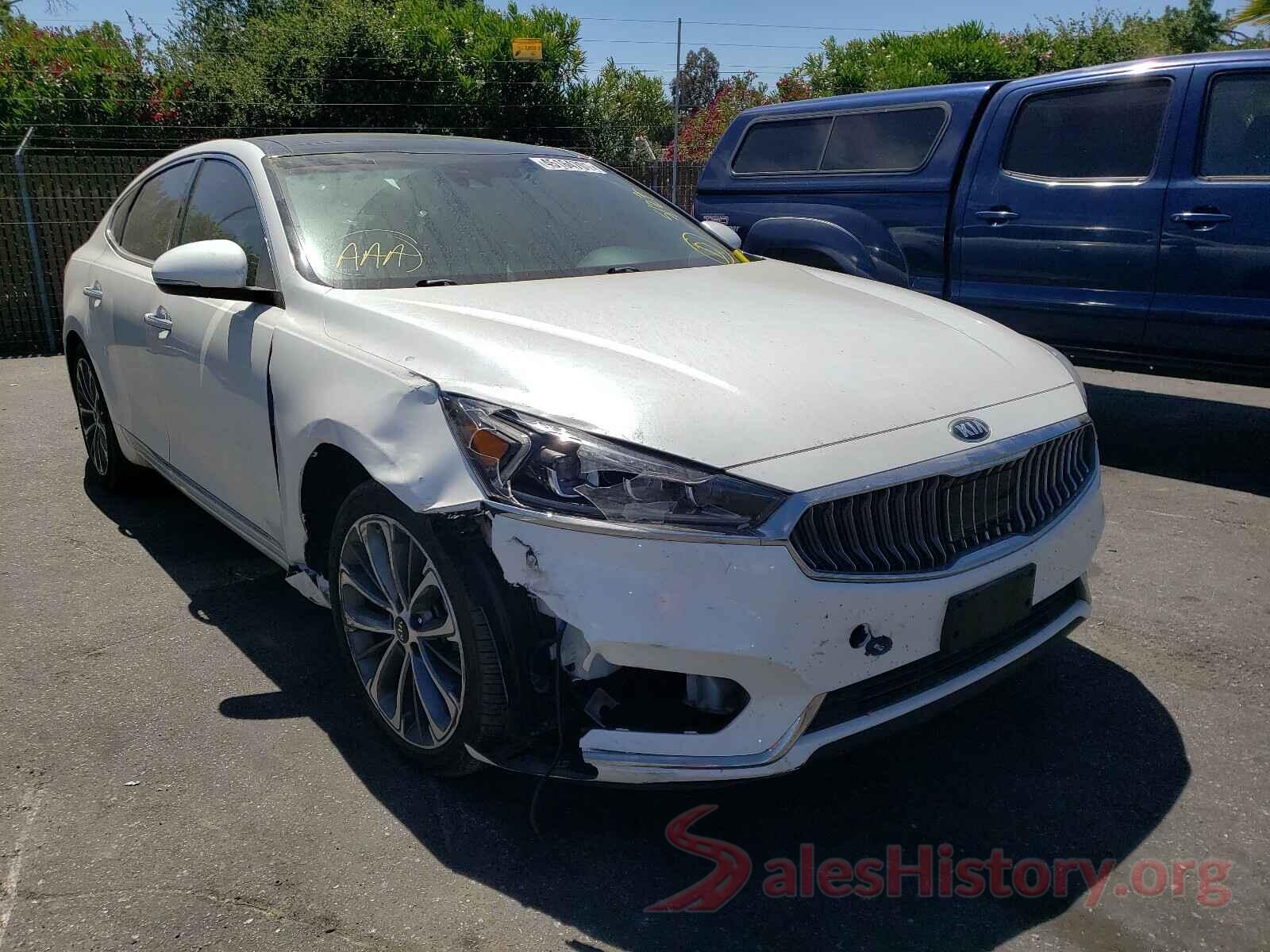 KNALC4J16H5083836 2017 KIA CADENZA