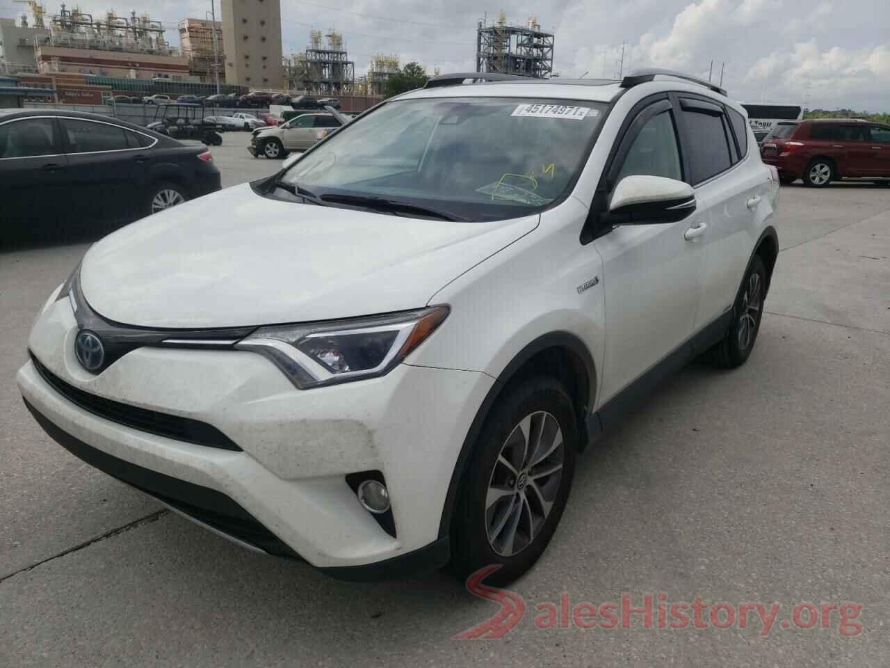 JTMRJREV2HD130735 2017 TOYOTA RAV4