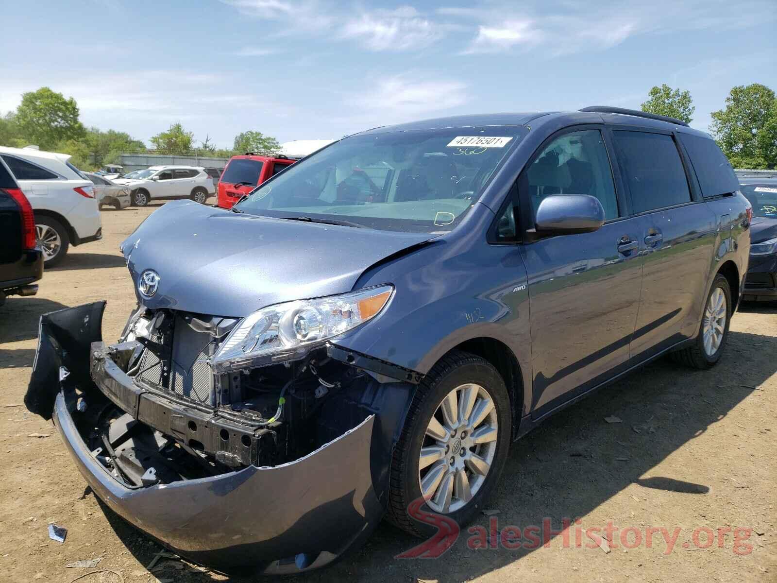 5TDJZ3DC0HS156905 2017 TOYOTA SIENNA