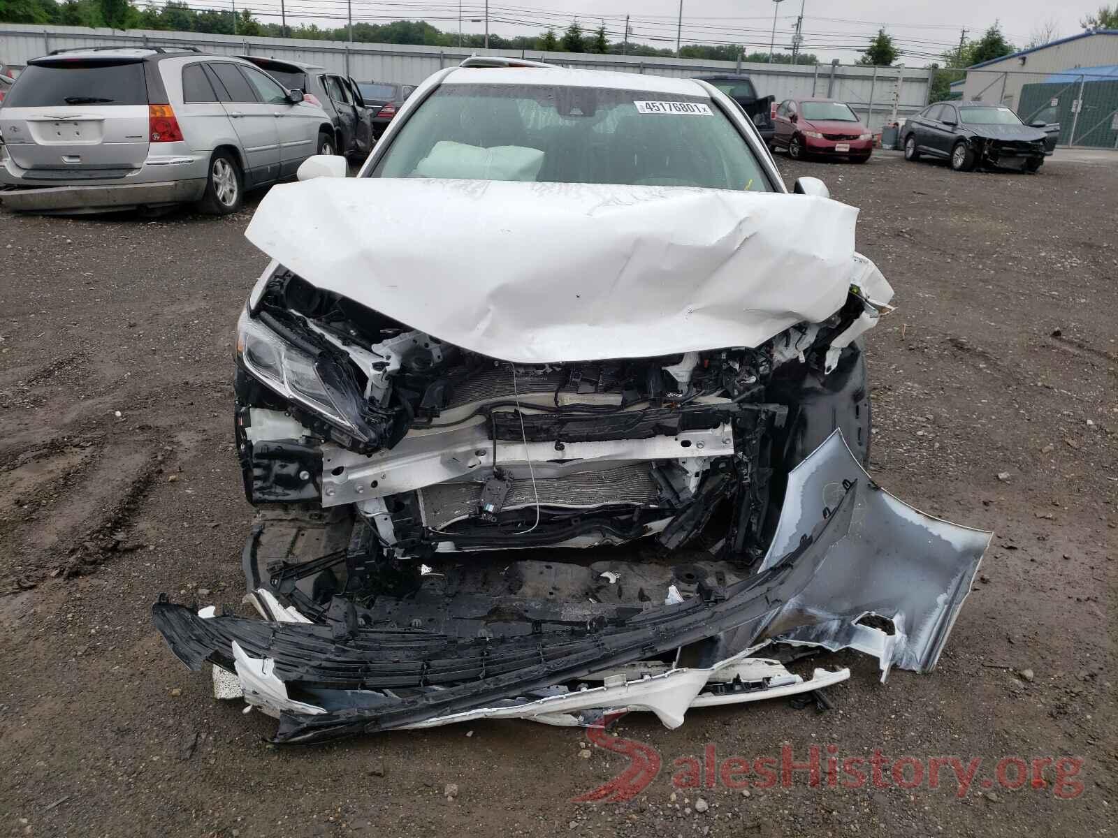 4T1B11HK7JU067153 2018 TOYOTA CAMRY