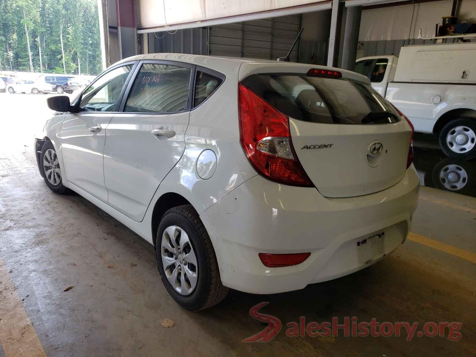 KMHCT5AE2HU320495 2017 HYUNDAI ACCENT