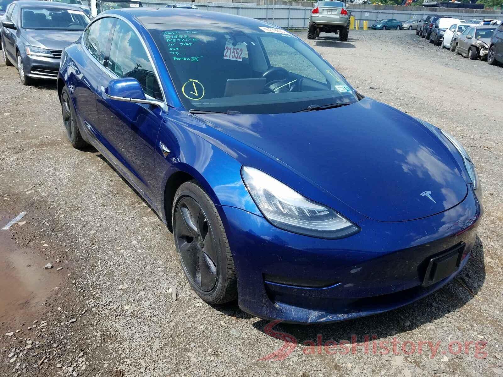 5YJ3E1EB1JF120455 2018 TESLA MODEL 3