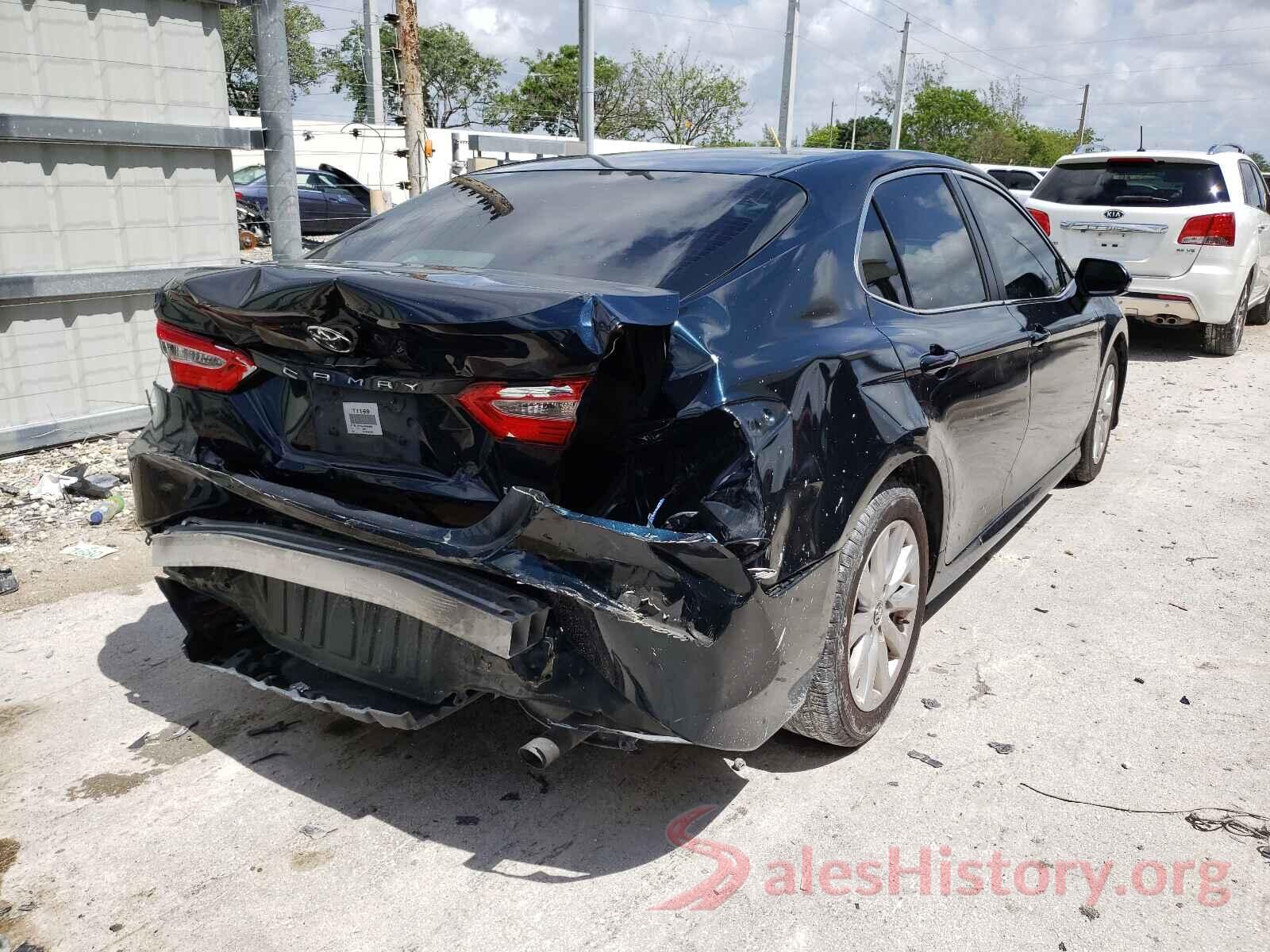 4T1B11HK8JU505565 2018 TOYOTA CAMRY