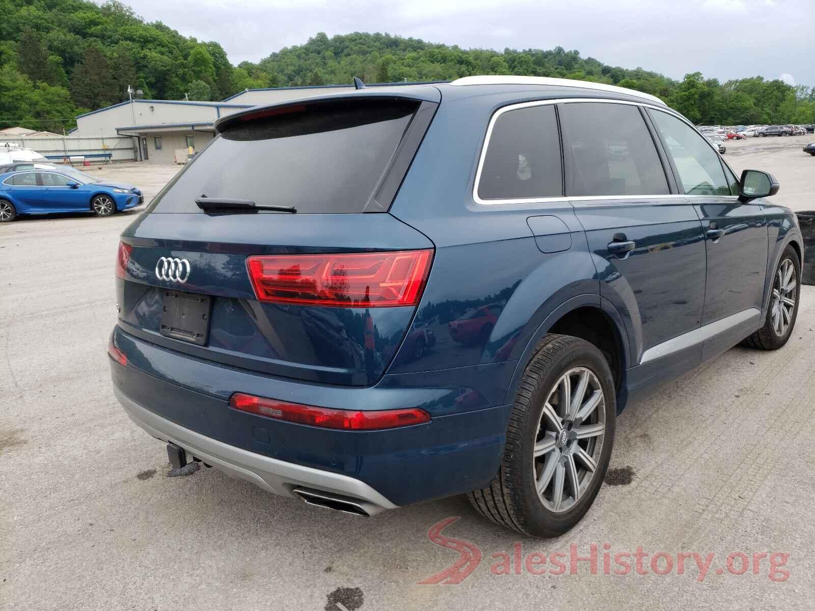 WA1LHAF71KD017444 2019 AUDI Q7