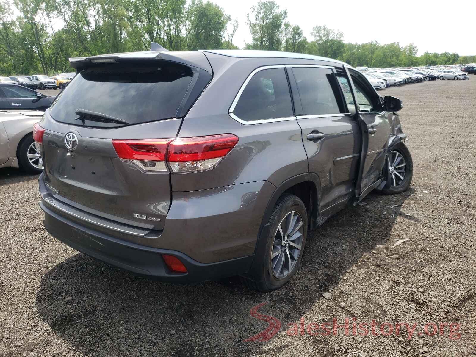 5TDJZRFH1JS557364 2018 TOYOTA HIGHLANDER