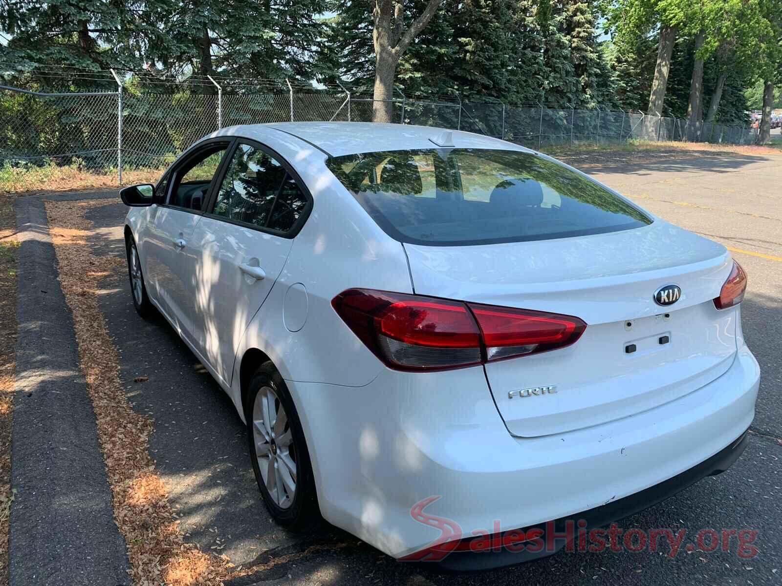 3KPFL4A7XHE009408 2017 KIA FORTE