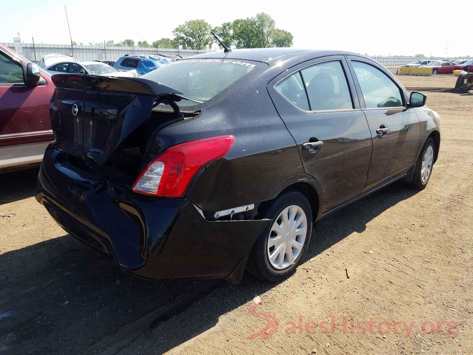 3N1CN7AP8HL821660 2017 NISSAN VERSA