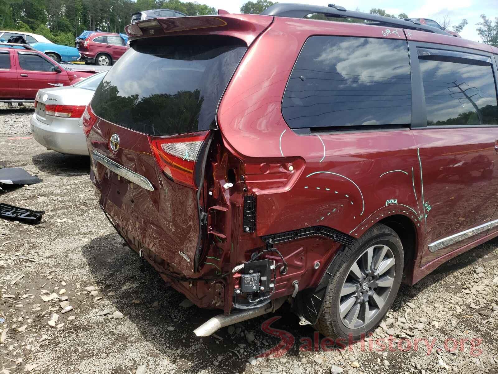 5TDYZ3DCXJS942408 2018 TOYOTA SIENNA