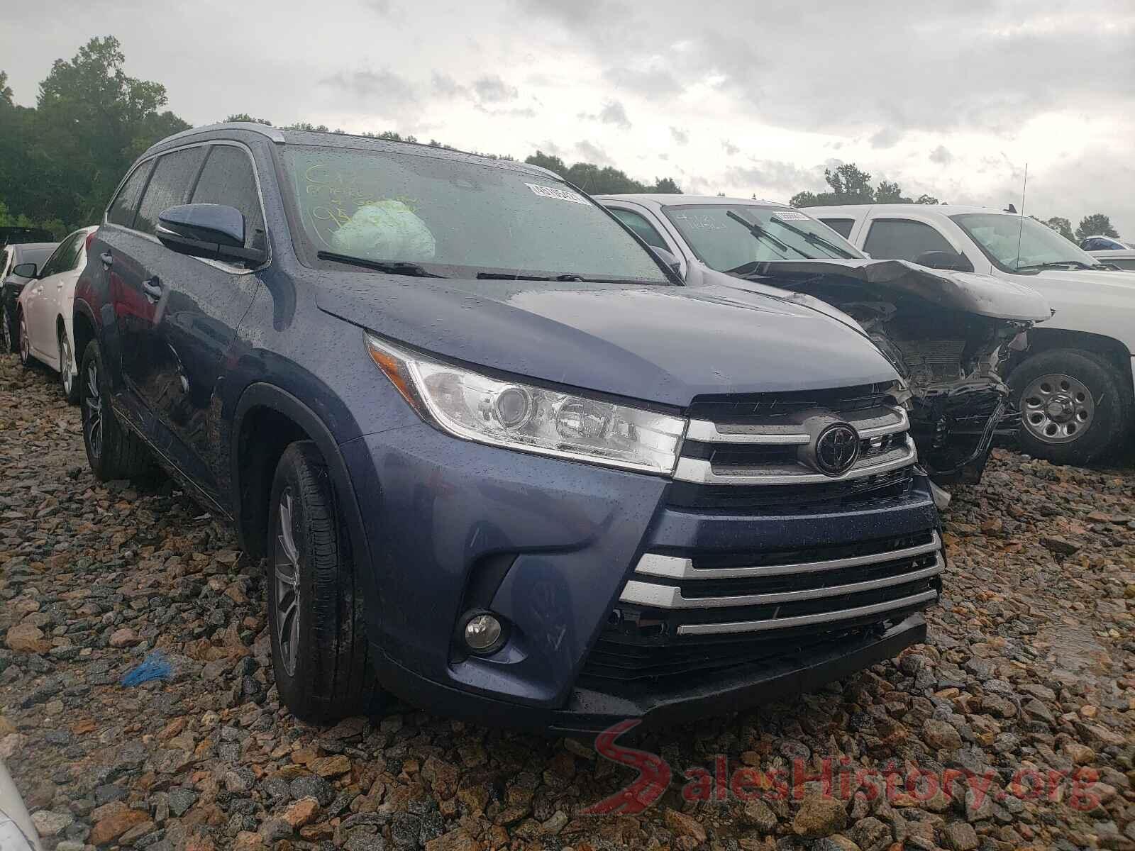 5TDKZRFH0JS276435 2018 TOYOTA HIGHLANDER