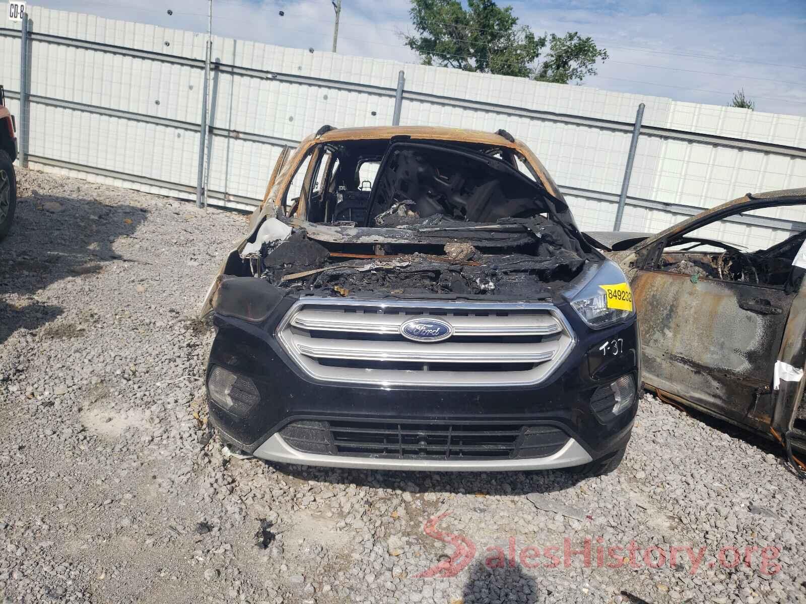 1FMCU0GD3JUC61624 2018 FORD ESCAPE