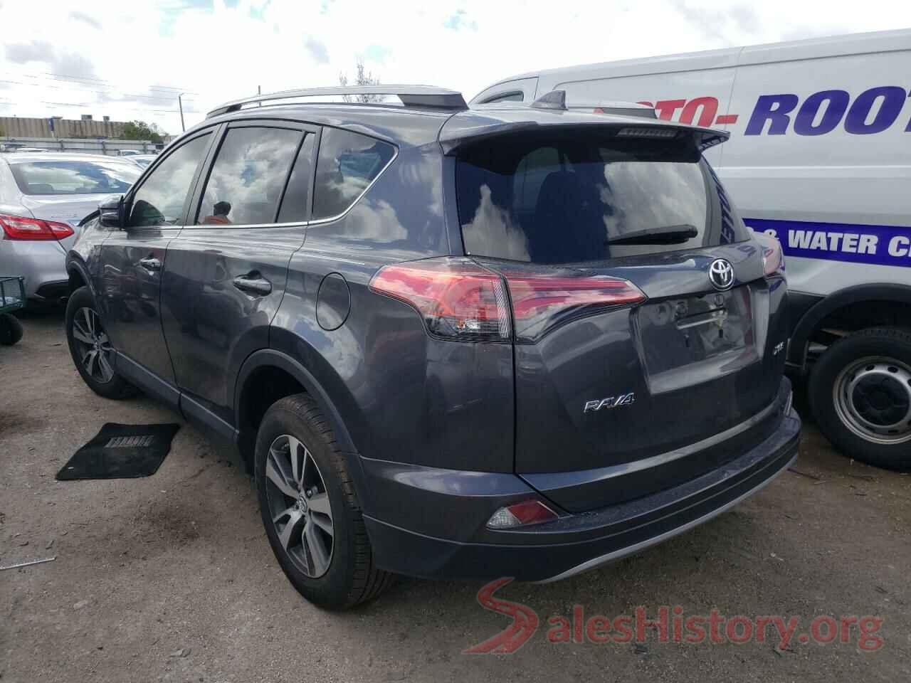 2T3WFREV0JW488672 2018 TOYOTA RAV4