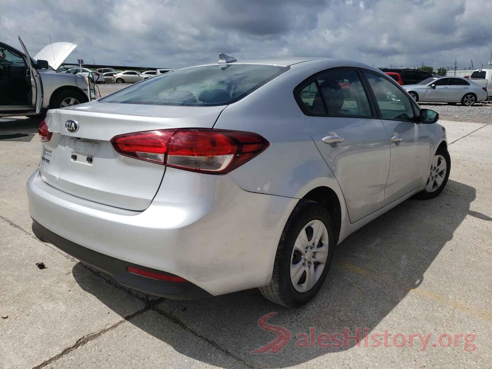 3KPFL4A76JE218392 2018 KIA FORTE