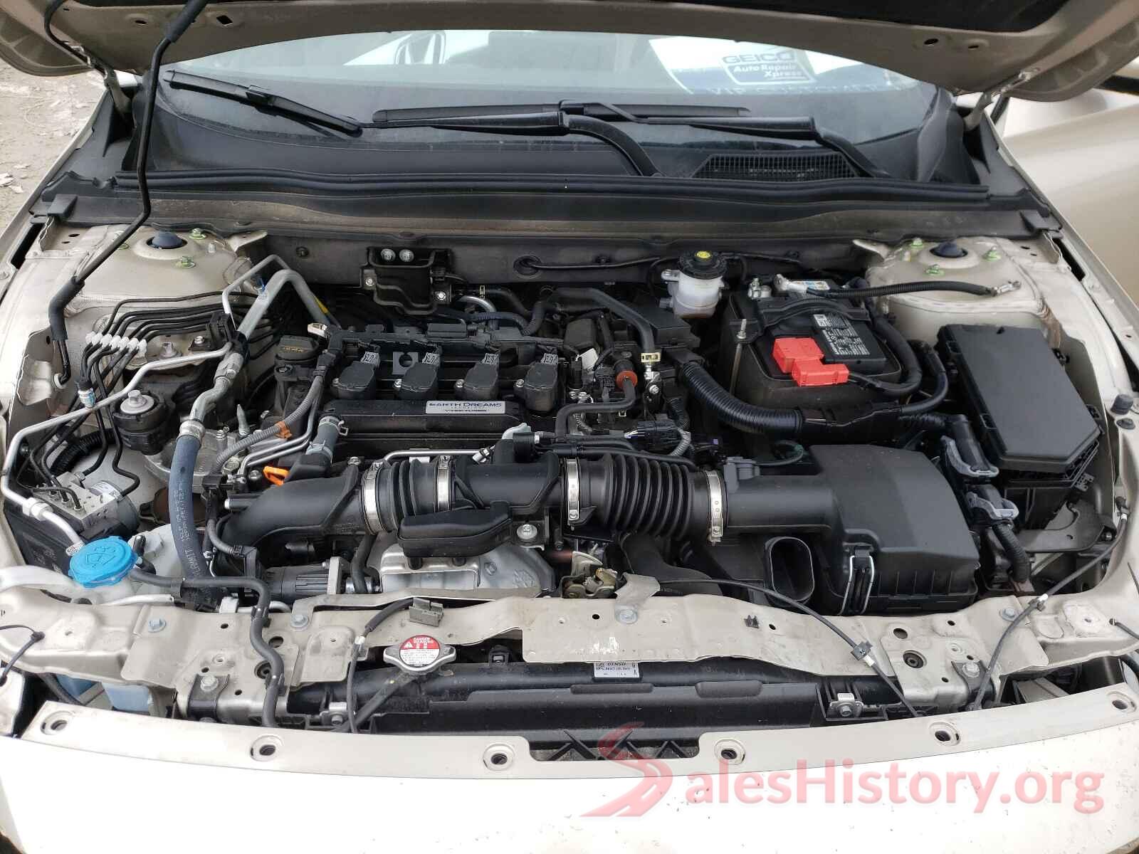 1HGCV1F18KA063401 2019 HONDA ACCORD