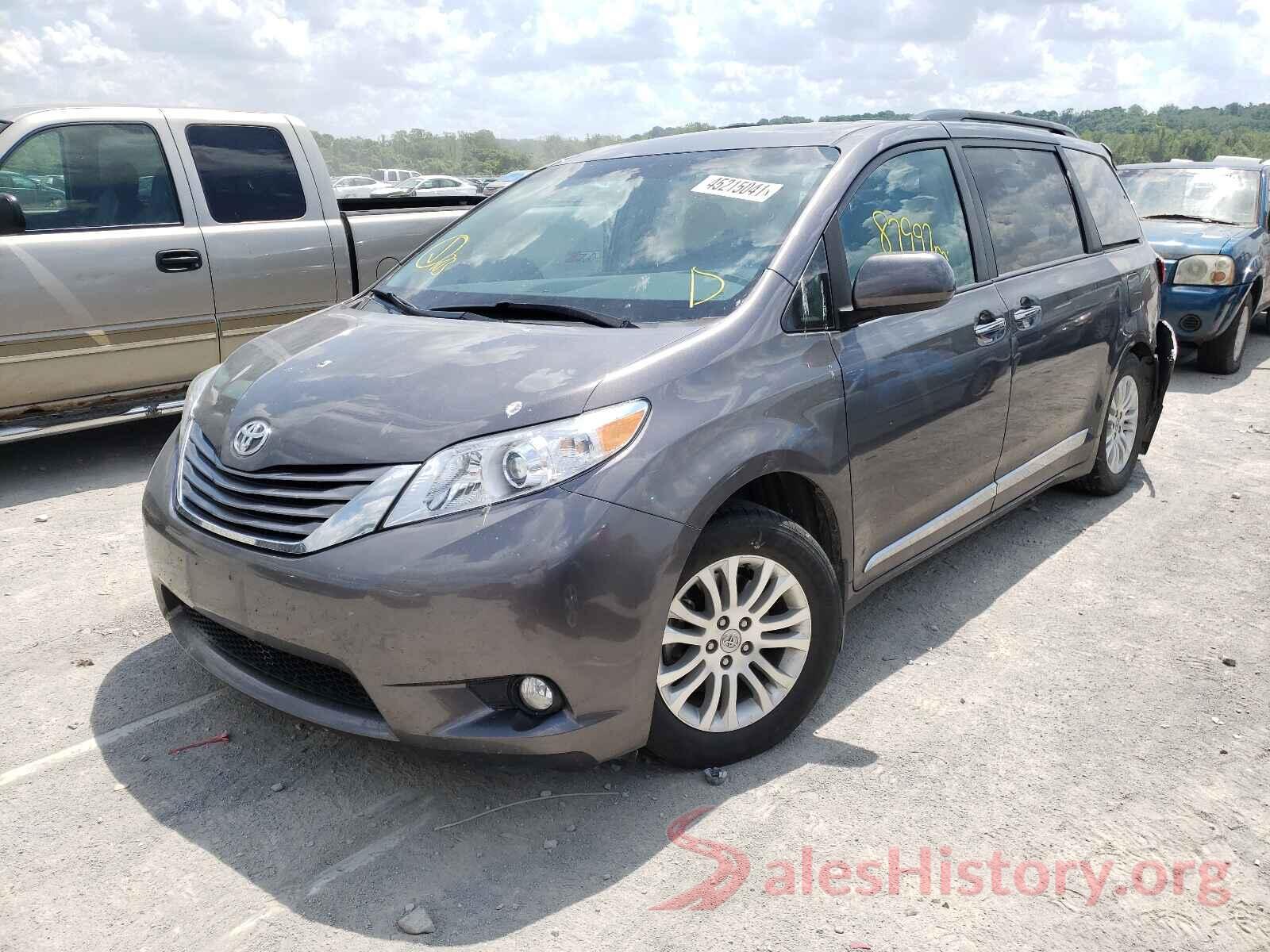 5TDYZ3DC4HS880384 2017 TOYOTA SIENNA