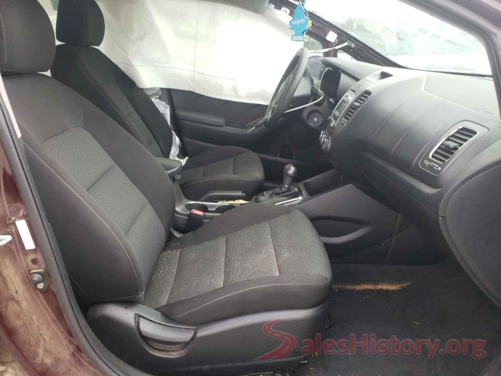 3KPFK4A73JE179411 2018 KIA FORTE