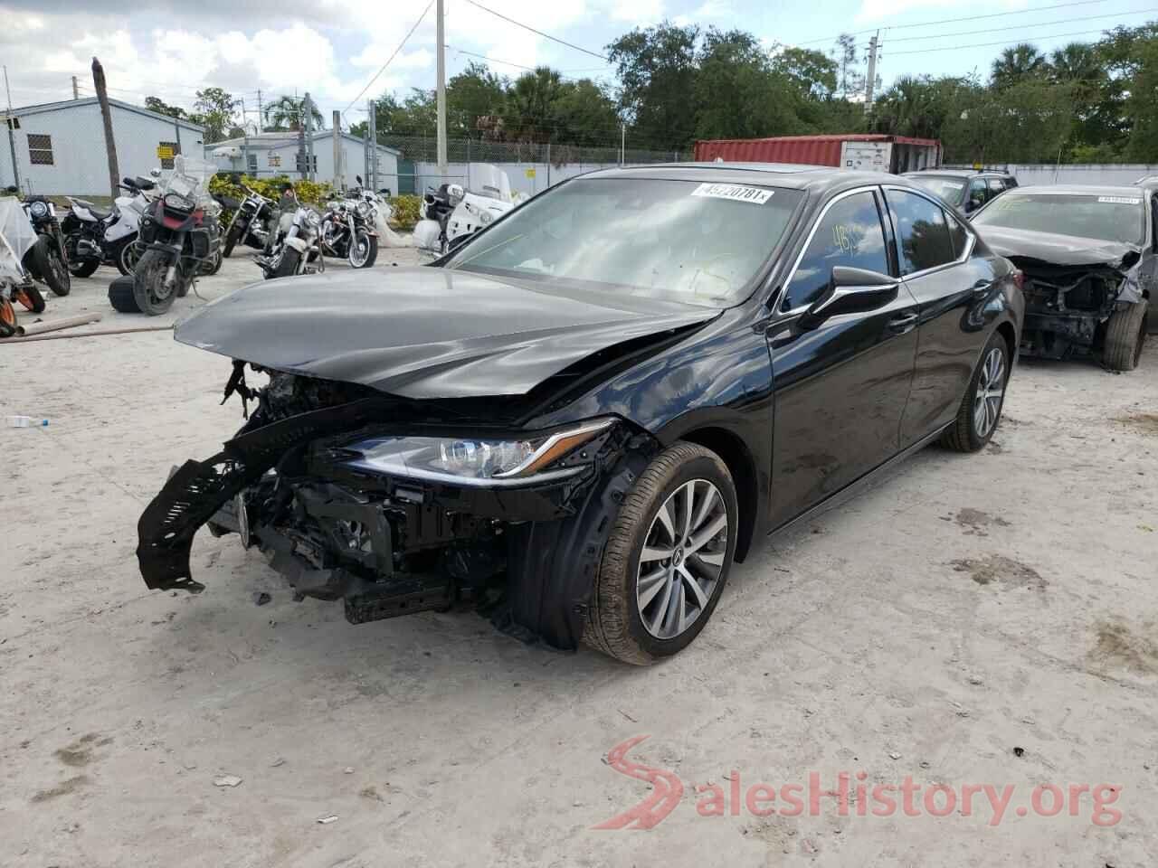 58ABZ1B13KU010631 2019 LEXUS ES350