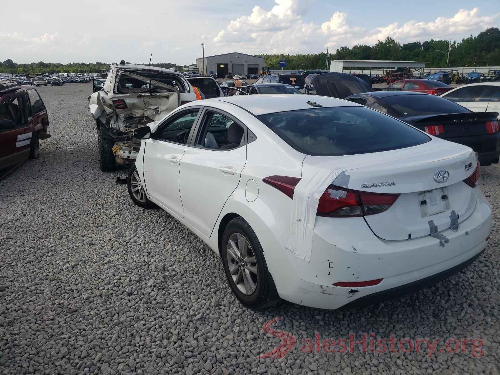 5NPDH4AE6GH679782 2016 HYUNDAI ELANTRA