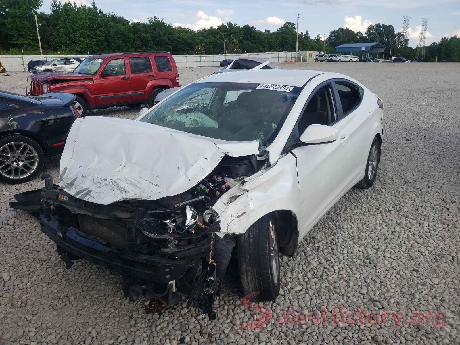 5NPDH4AE6GH679782 2016 HYUNDAI ELANTRA