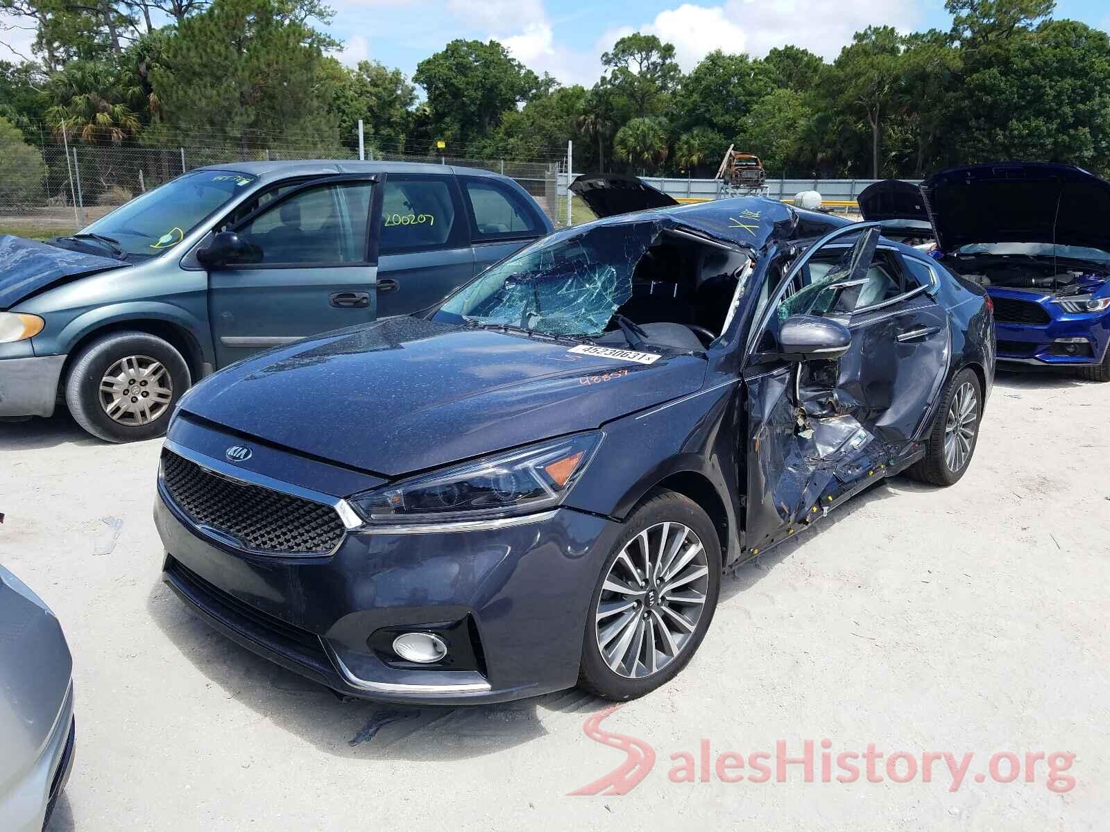 KNALB4J18J5120457 2018 KIA CADENZA