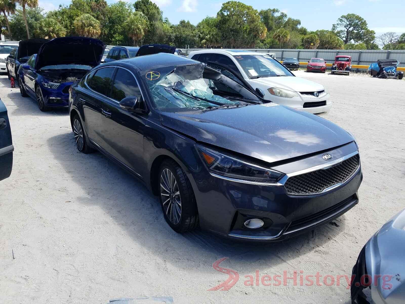 KNALB4J18J5120457 2018 KIA CADENZA