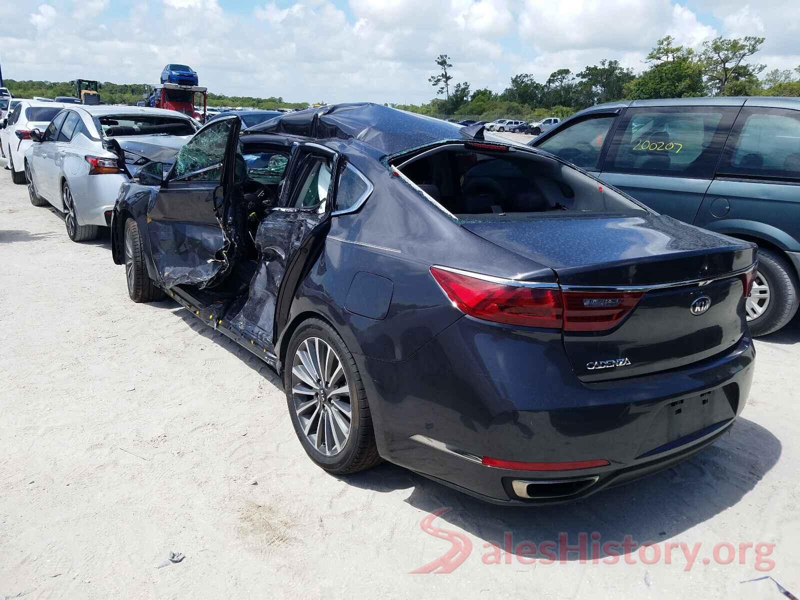 KNALB4J18J5120457 2018 KIA CADENZA