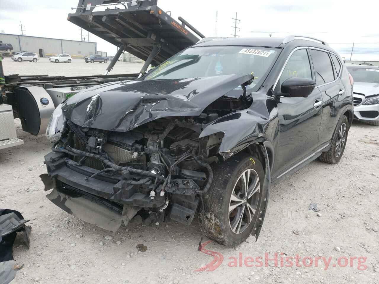 JN8AT2MT5JW464349 2018 NISSAN ROGUE