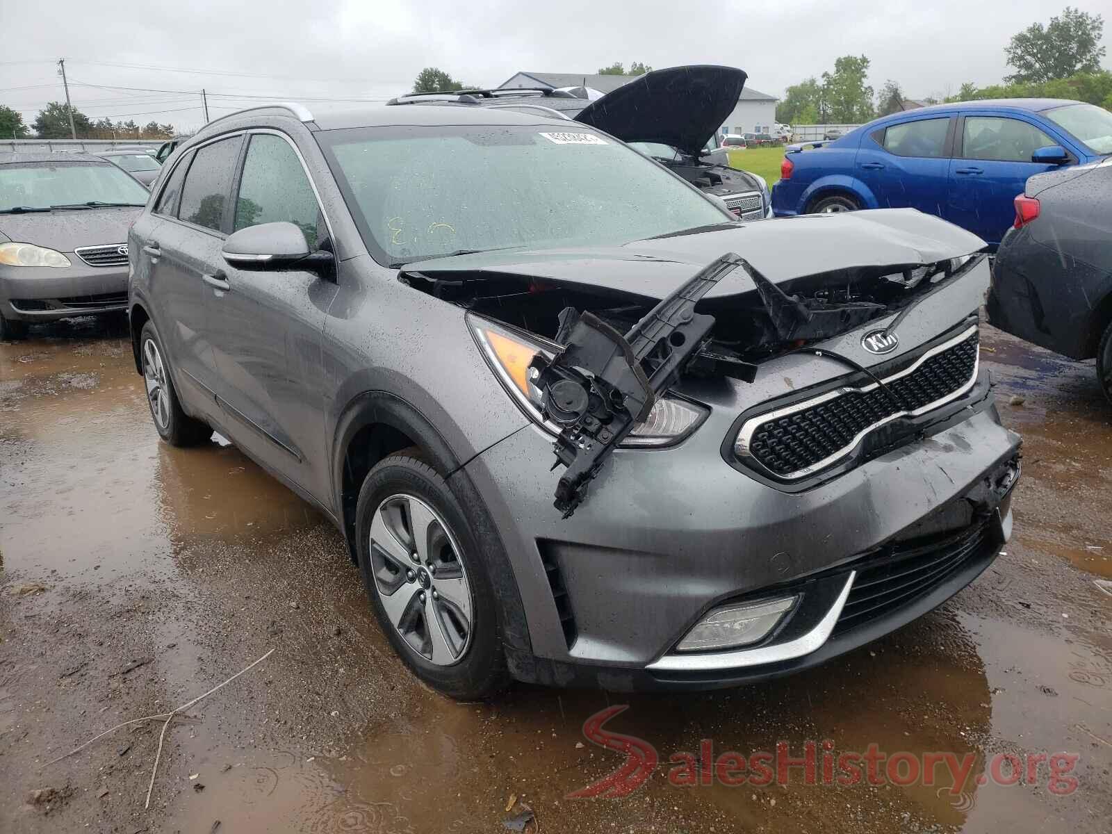 KNDCC3LC5H5086755 2017 KIA NIRO