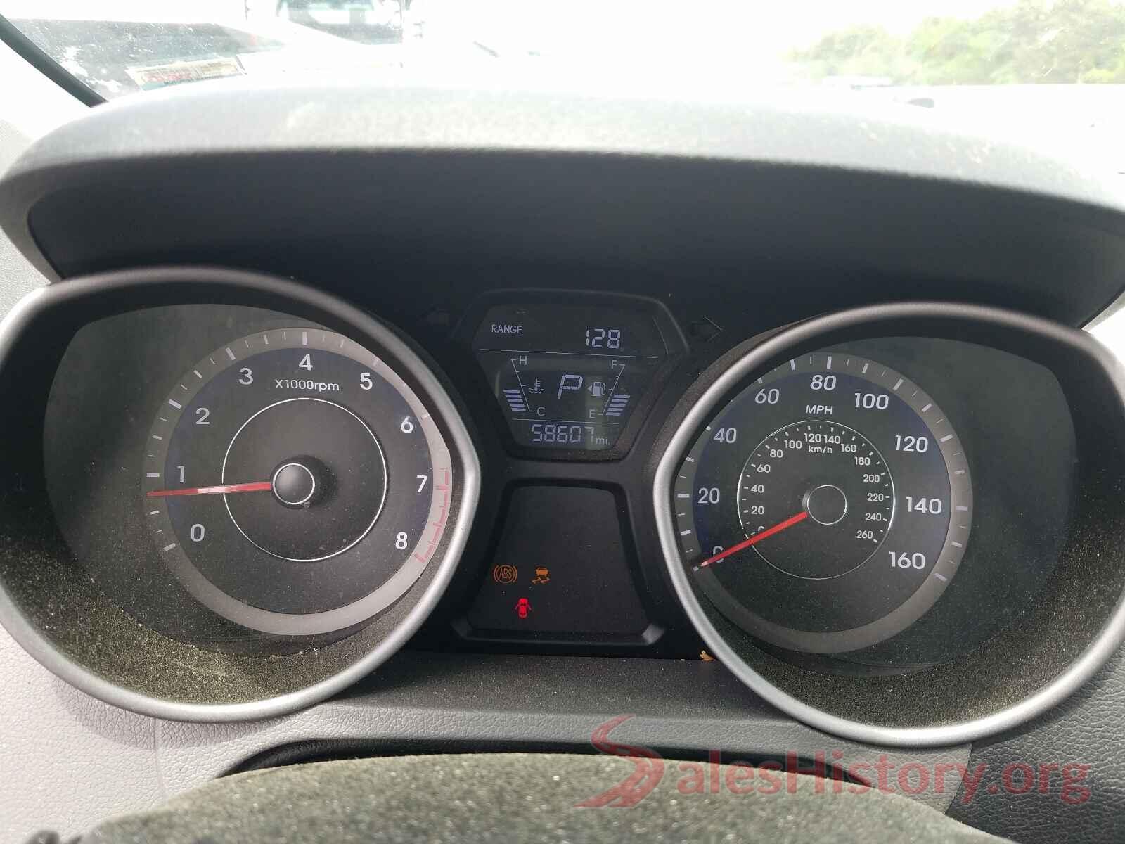 KMHDH4AE7GU575982 2016 HYUNDAI ELANTRA