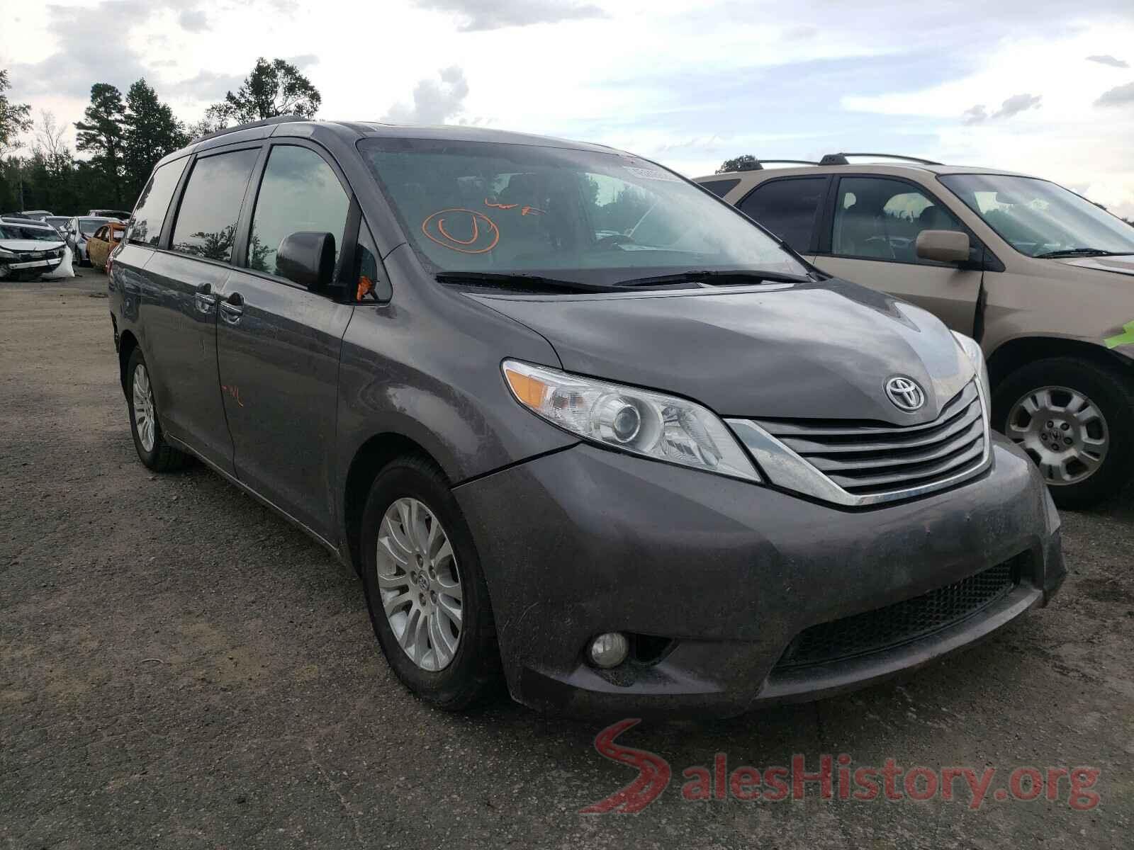 5TDYZ3DC5HS880670 2017 TOYOTA SIENNA