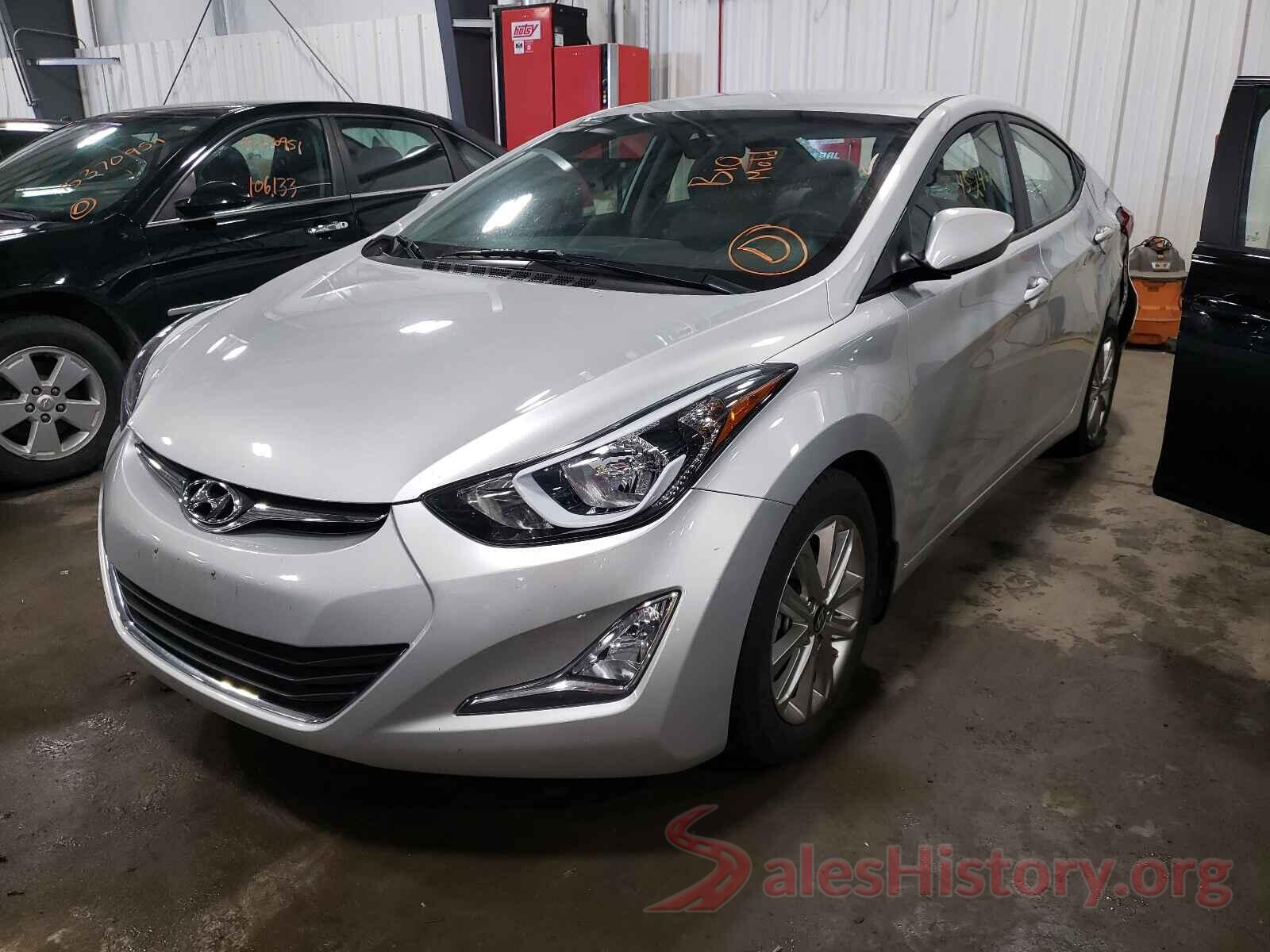 5NPDH4AE8GH733583 2016 HYUNDAI ELANTRA