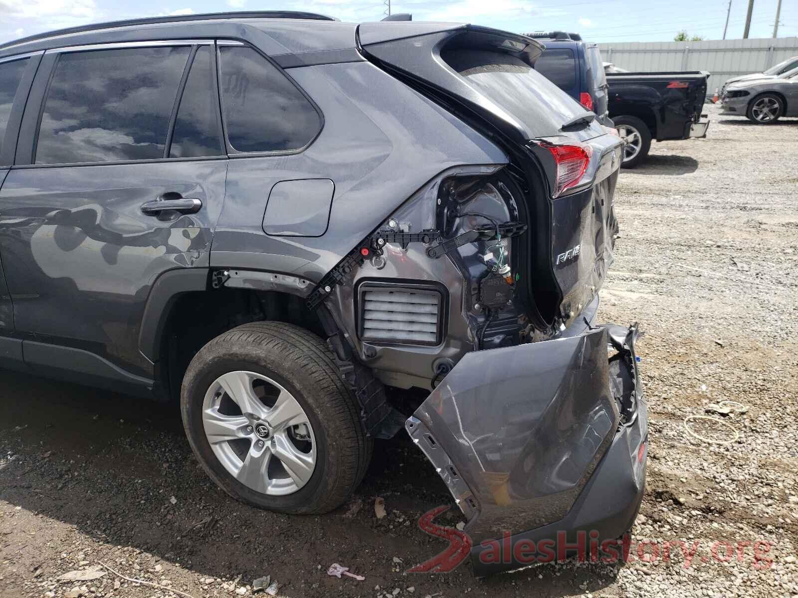 2T3W1RFV2MC102529 2021 TOYOTA RAV4