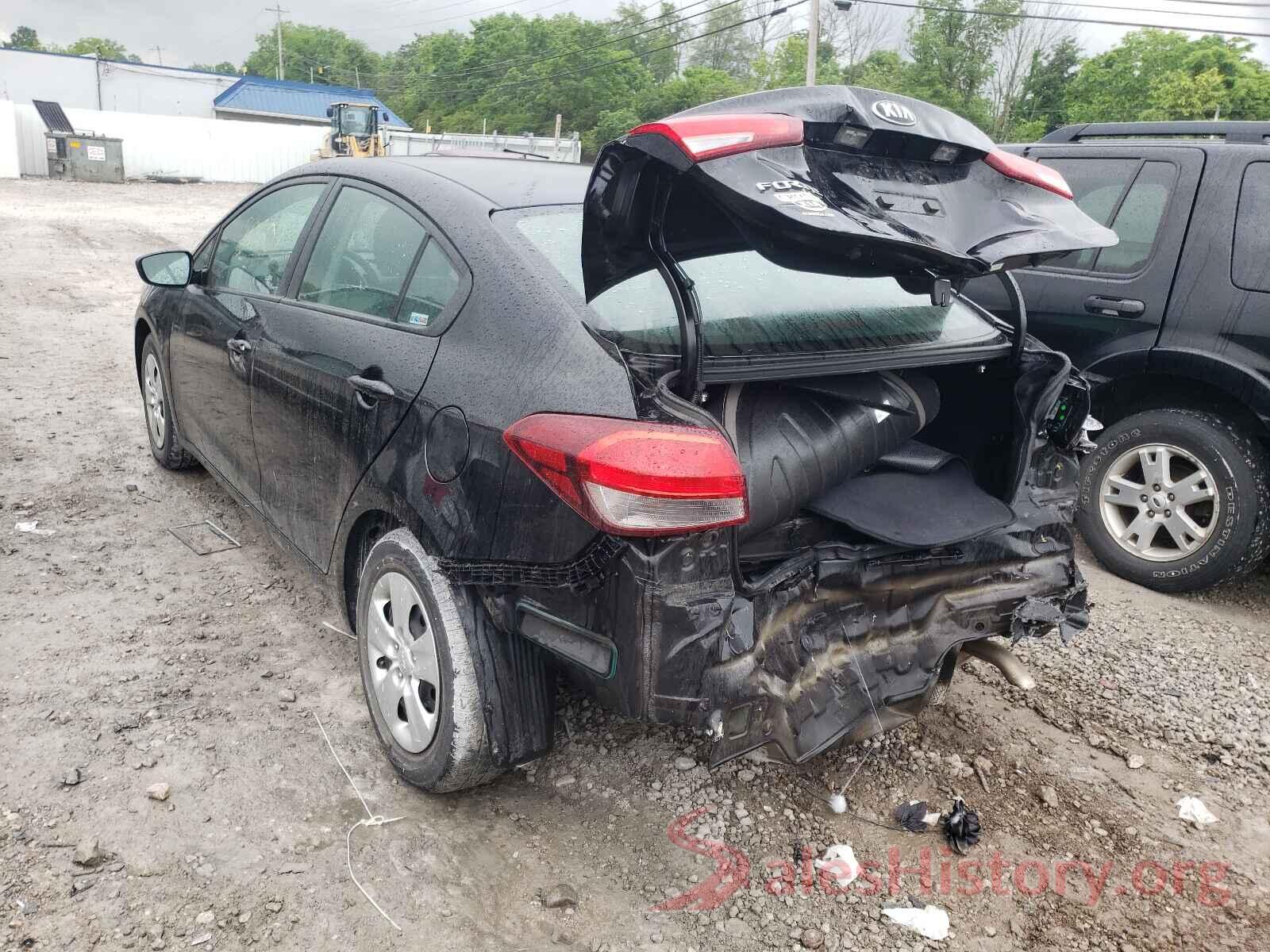 3KPFK4A72HE148208 2017 KIA FORTE