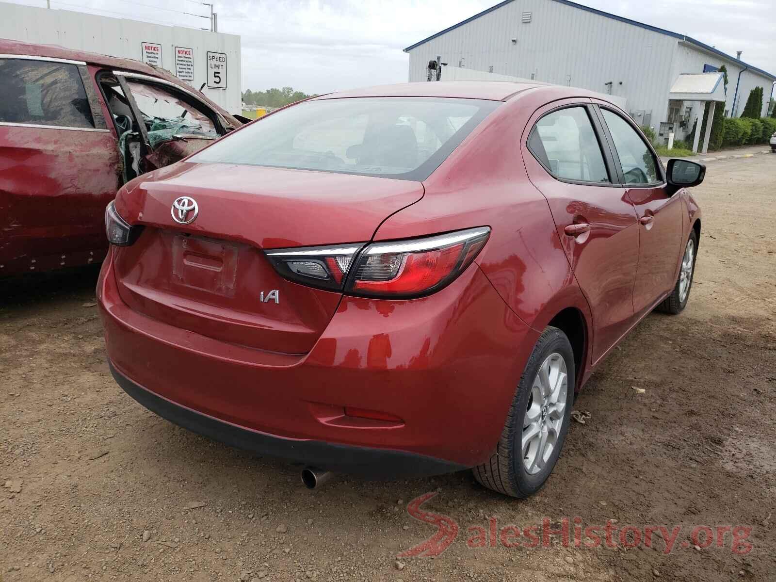 3MYDLBYV2JY322121 2018 TOYOTA YARIS