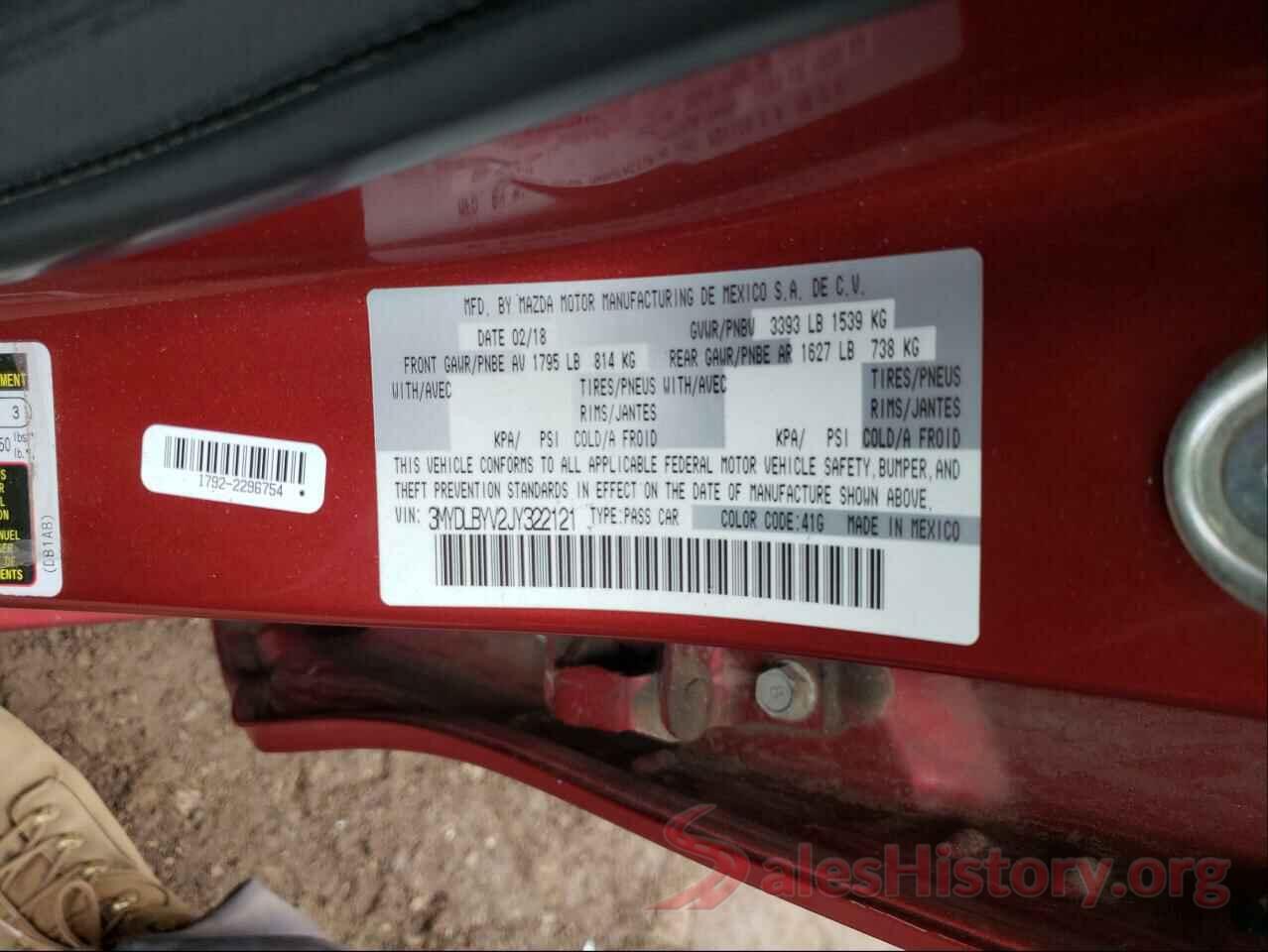 3MYDLBYV2JY322121 2018 TOYOTA YARIS