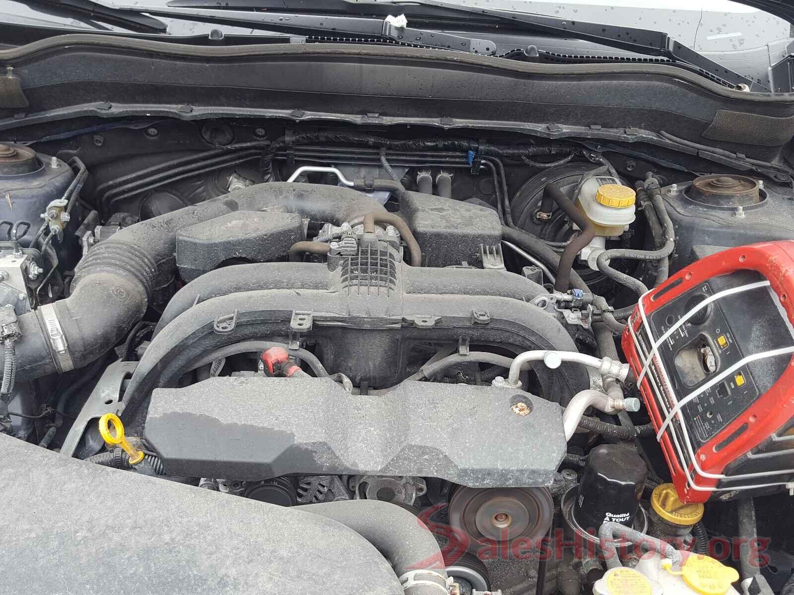 JF2SJEBC8JH537925 2018 SUBARU FORESTER