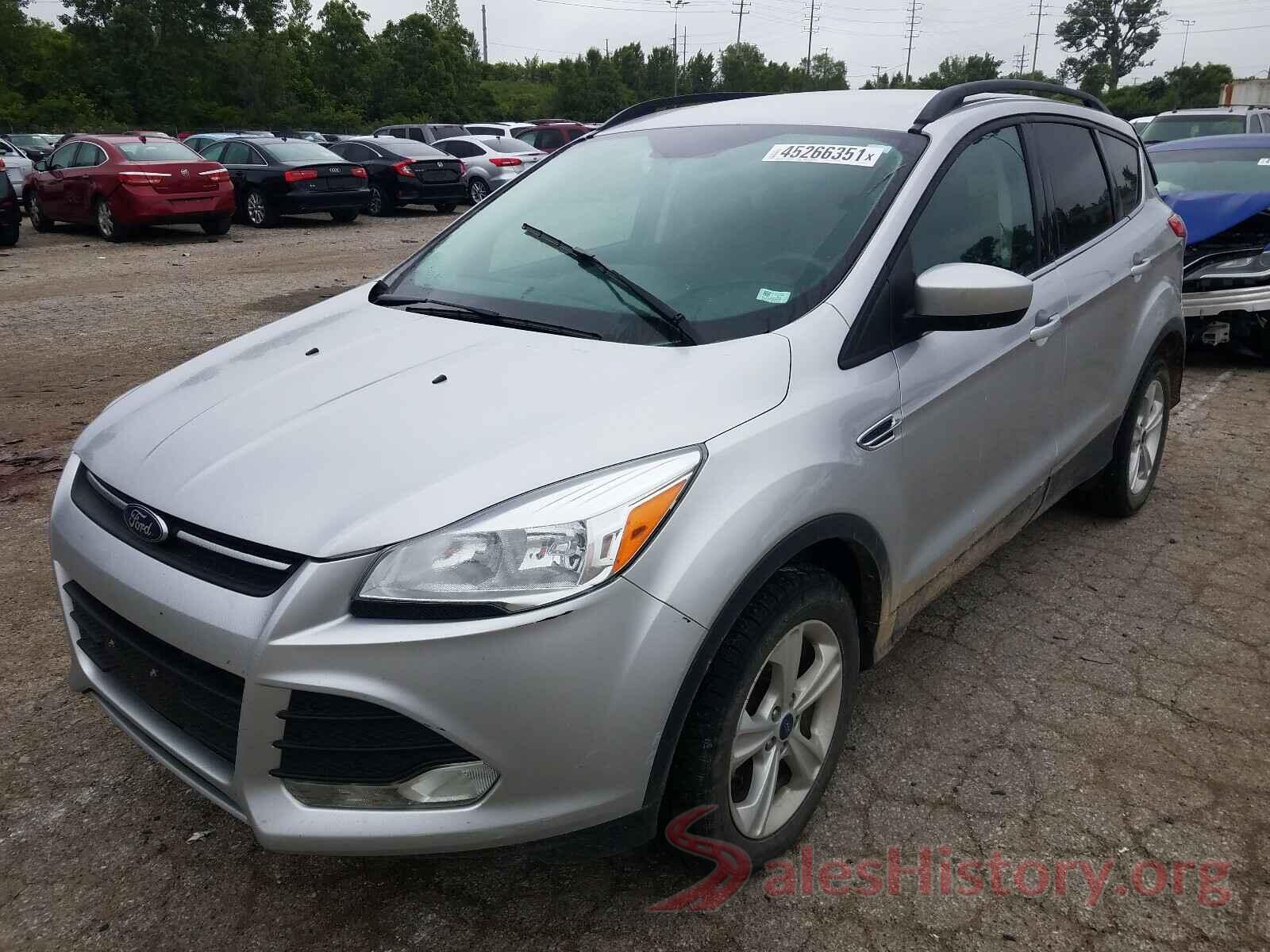 1FMCU9G9XGUB82587 2016 FORD ESCAPE