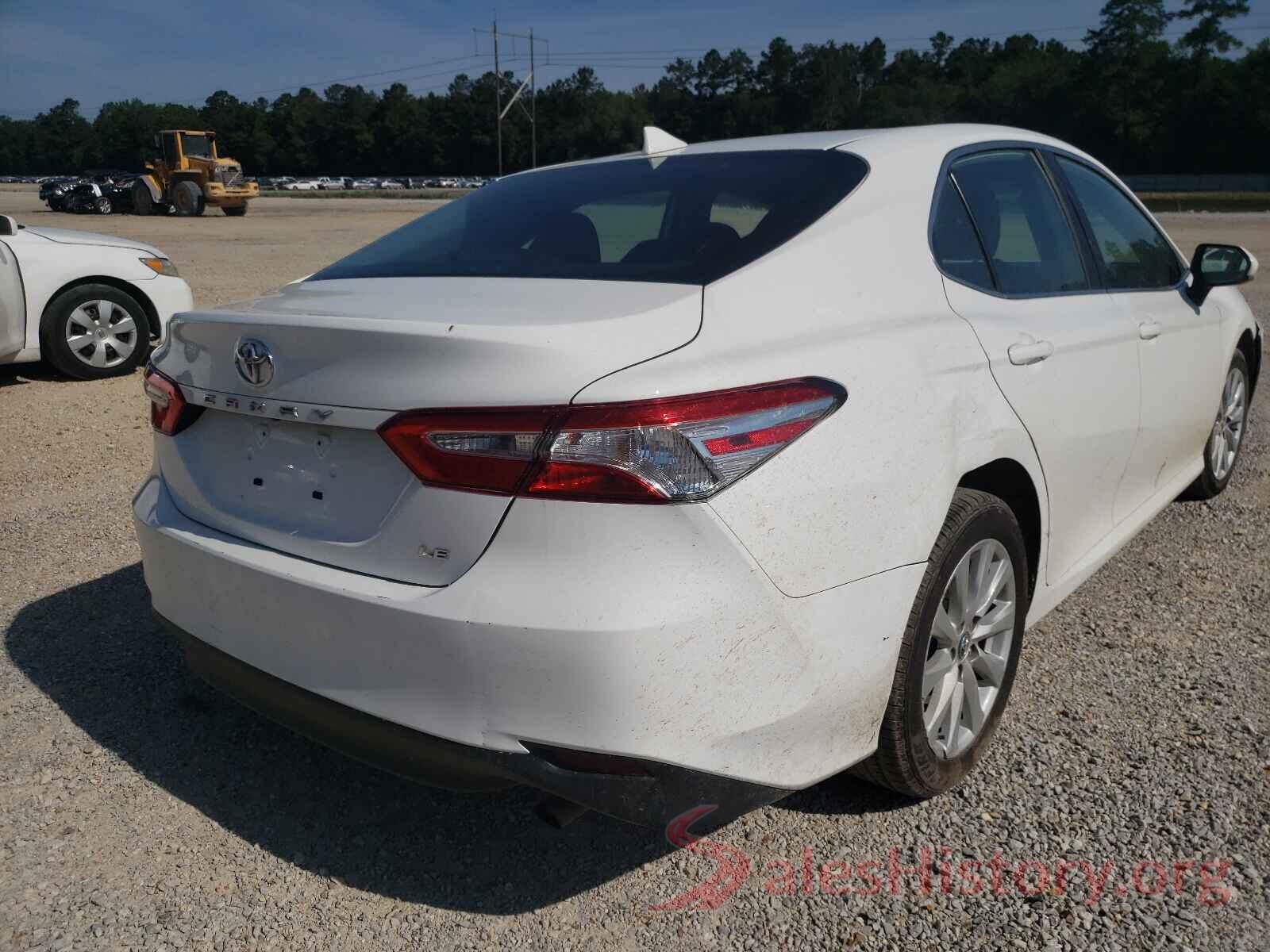 4T1B11HK2KU244208 2019 TOYOTA CAMRY