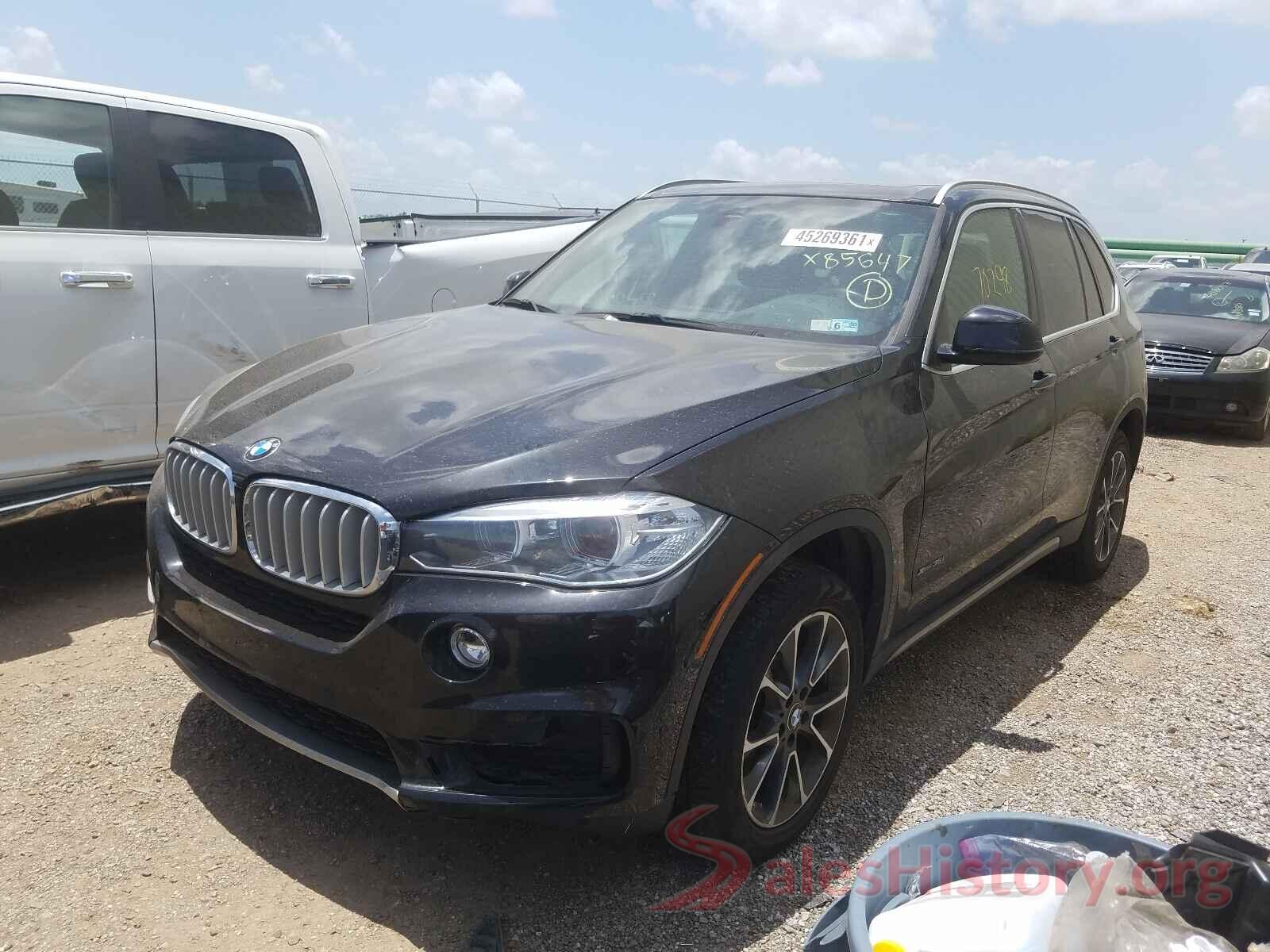 5UXKR0C58J0X85647 2018 BMW X5