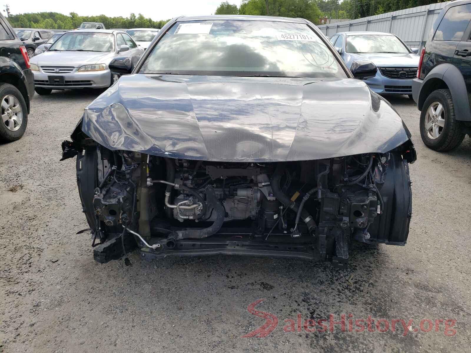 4T1B61HK0JU096043 2018 TOYOTA CAMRY